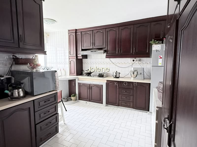 533 HOUGANG AVENUE 6 image 1 of 10