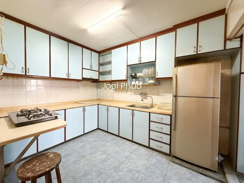716 WOODLANDS DRIVE 70 photo 5
