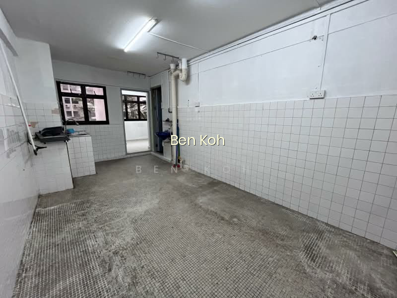 130 ANG MO KIO AVENUE 3 photo 2