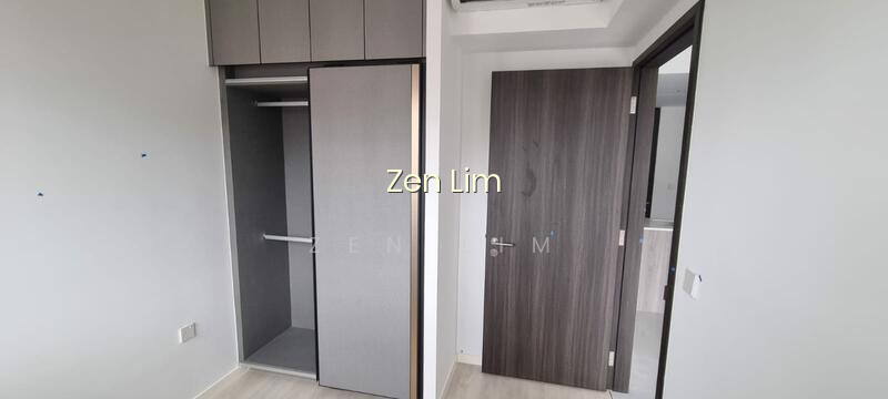 RIVERFRONT RESIDENCES photo 2