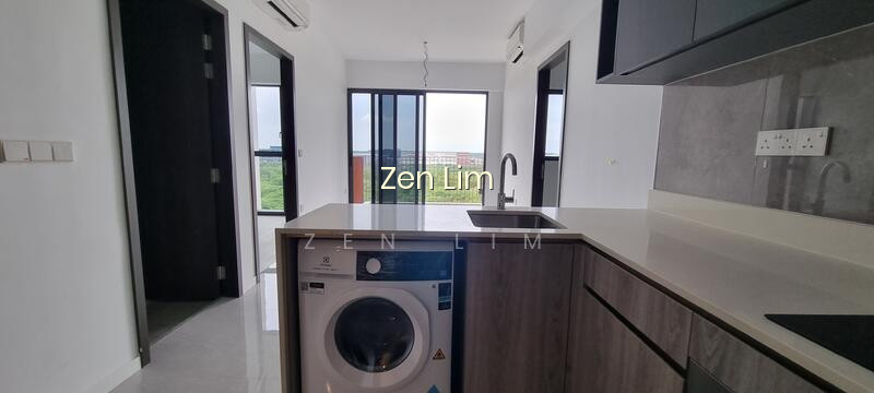 RIVERFRONT RESIDENCES photo 6