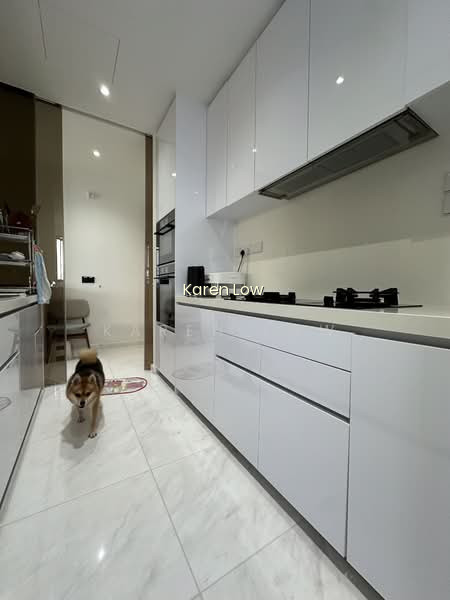PEAK RESIDENCE photo 4