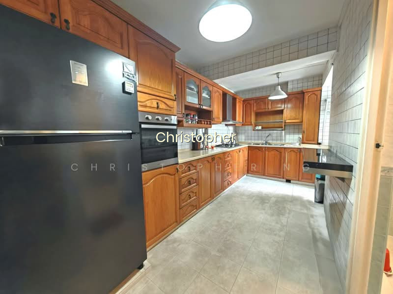 27 MARINE CRESCENT photo 2
