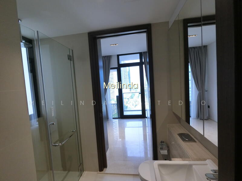 ROBINSON SUITES photo 2