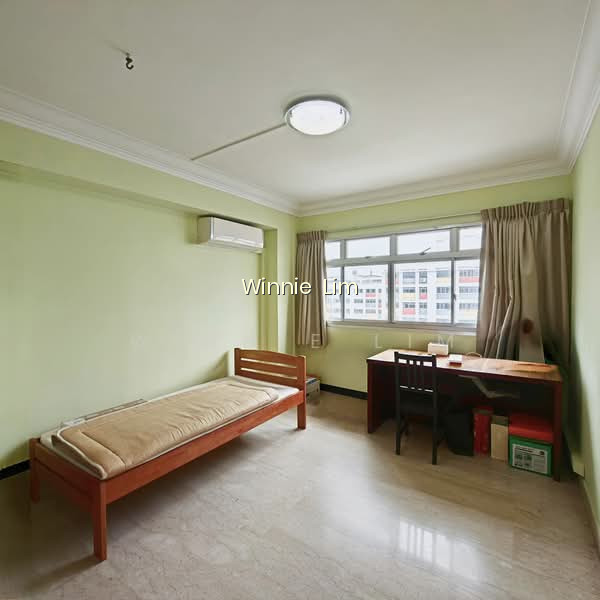 856 JURONG WEST STREET 81 image 1 of 7