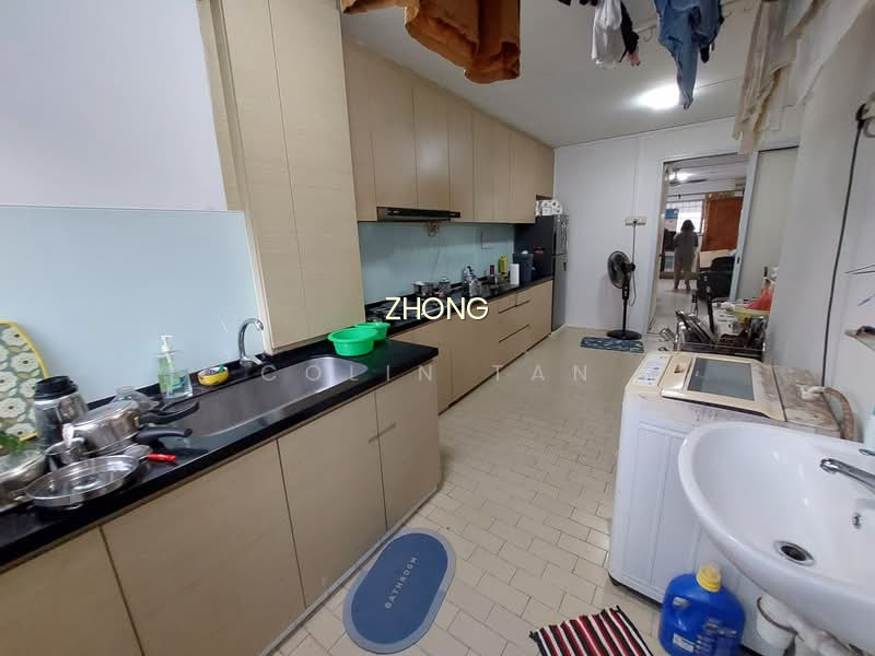 241 TAMPINES STREET 21 photo 4
