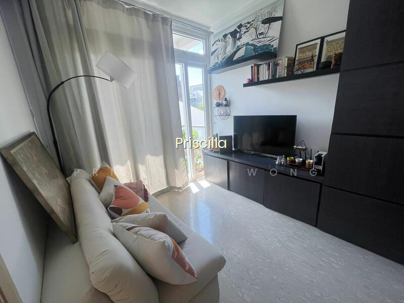 CARLYX RESIDENCE photo 2
