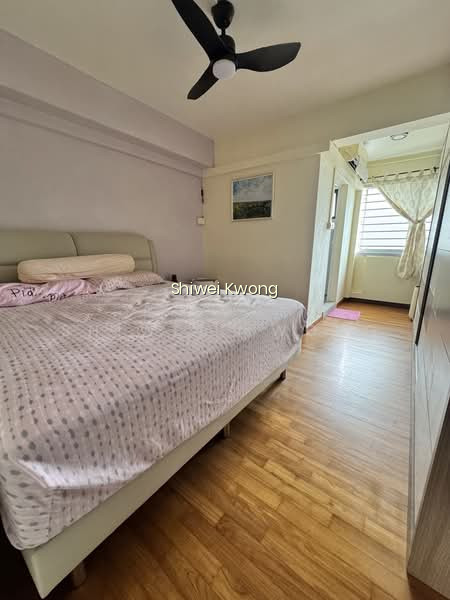 419 SERANGOON CENTRAL photo 3