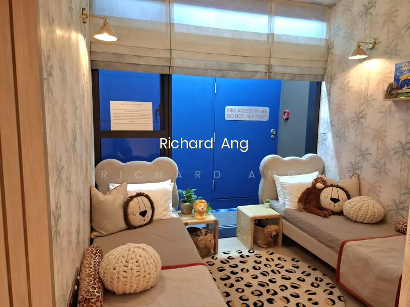 ARINA EAST RESIDENCES photo 4