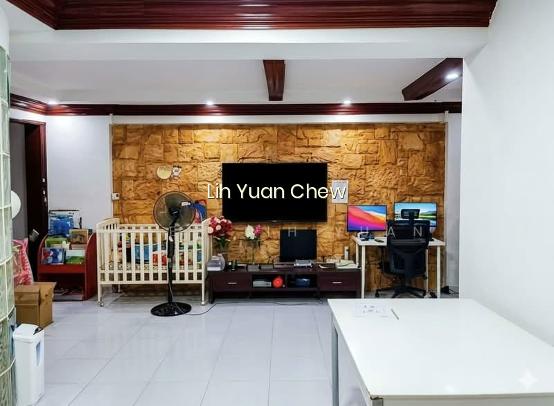 370 WOODLANDS AVENUE 1 image 1 of 6