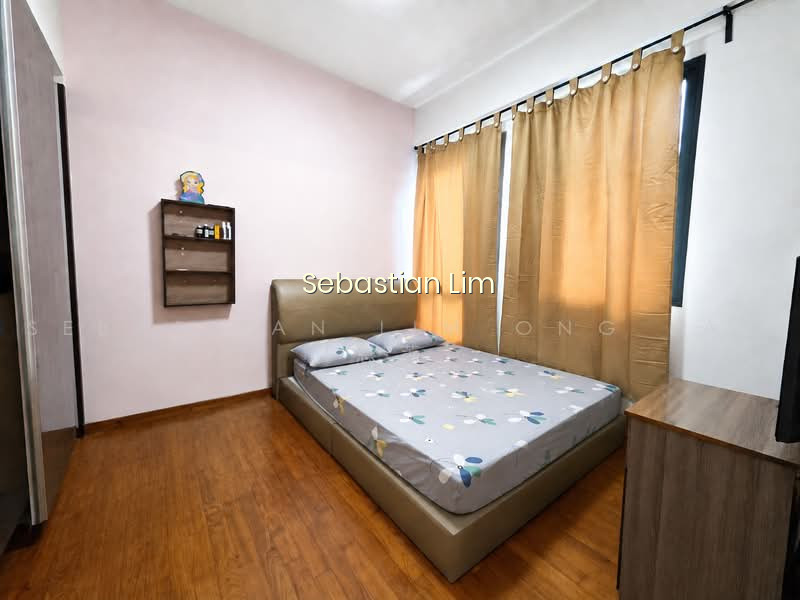 CHEAP CITY FRINGE FREEHOLD 1 PLUS STUDY! photo 2