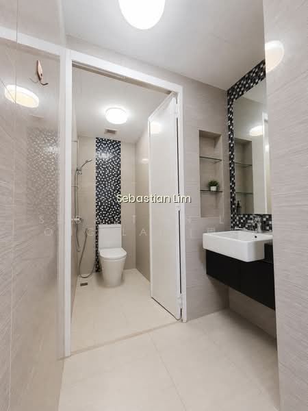 CHEAP CITY FRINGE FREEHOLD 1 PLUS STUDY! photo 4