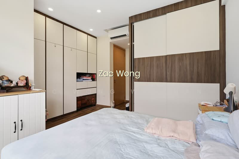 HEDGES PARK CONDOMINIUM photo 4