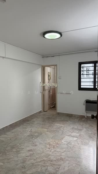 302 ANG MO KIO AVENUE 3 image 1 of 3
