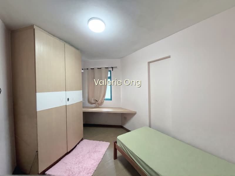 15 FARRER PARK ROAD photo 2