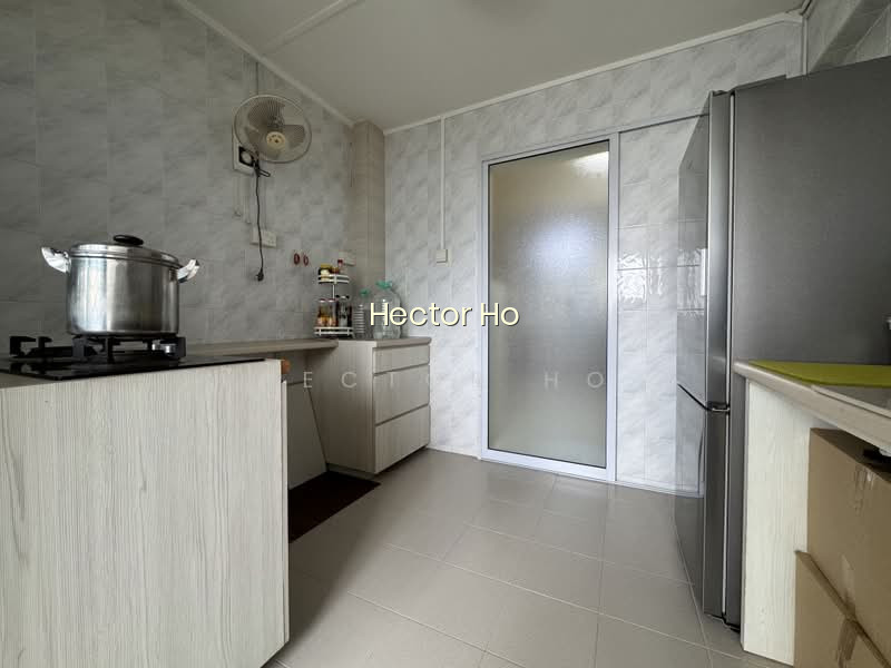 2 HOUGANG AVENUE 3 photo 6