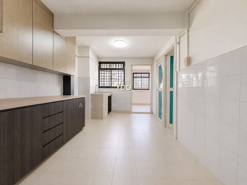 195 KIM KEAT AVENUE image 1 of 4