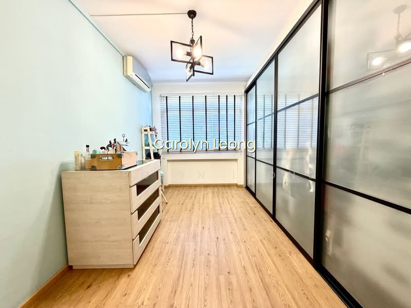 497H TAMPINES STREET 45 photo 5