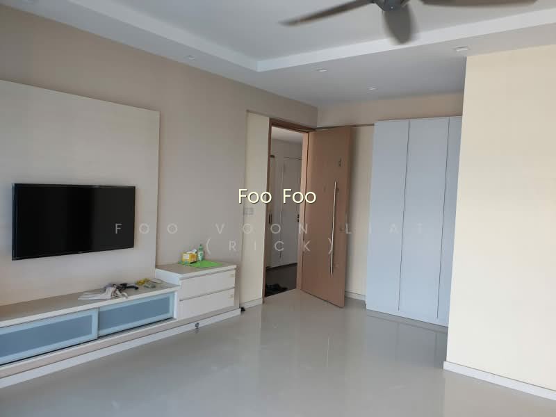 Q BAY RESIDENCES image 1 of 10