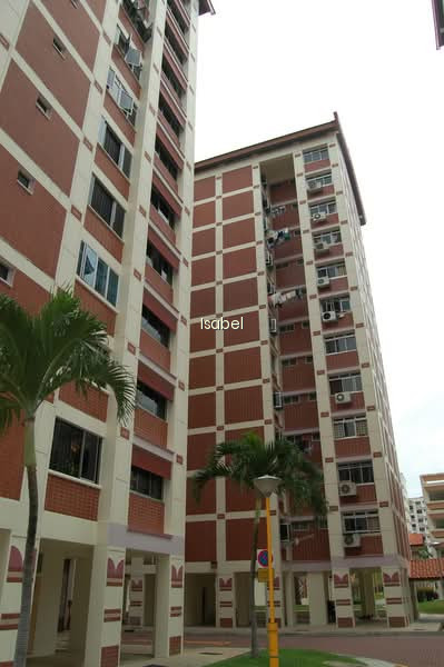 315 TAMPINES STREET 33 photo 2