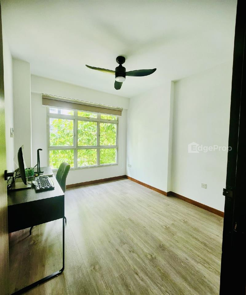 886B WOODLANDS DRIVE 50 photo 4