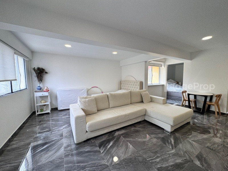 210 HOUGANG STREET 21 photo 2