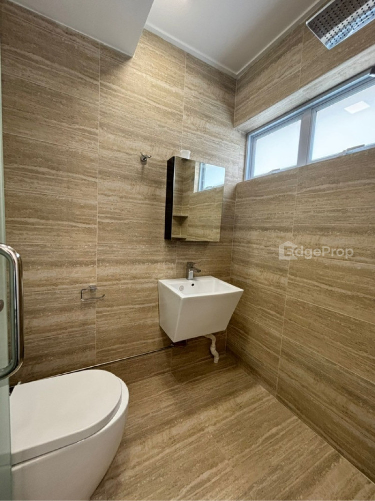 210 HOUGANG STREET 21 photo 6