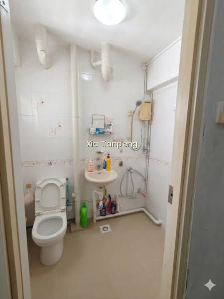 855 WOODLANDS STREET 83 photo 4