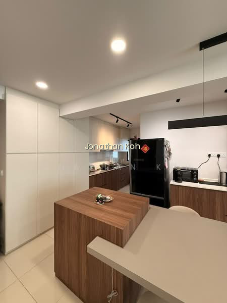 420C NORTHSHORE DRIVE photo 2