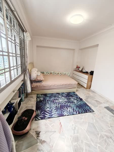 882 WOODLANDS STREET 82 photo 5