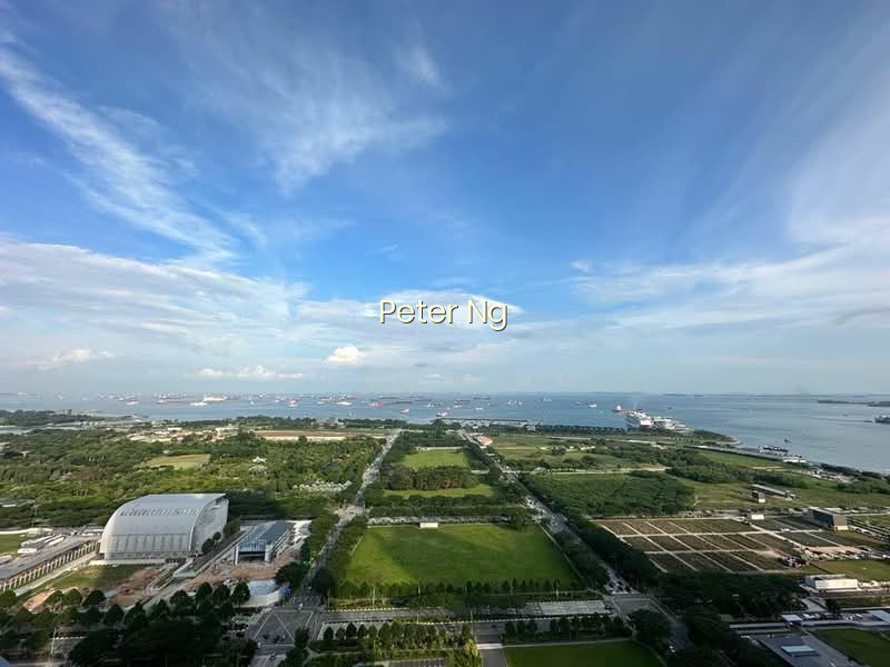 MARINA BAY RESIDENCES photo 3