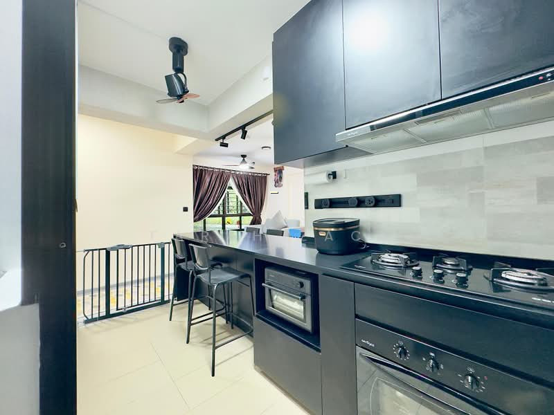 114B ALKAFF CRESCENT photo 6