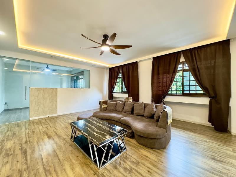 730 TAMPINES STREET 71 photo 3