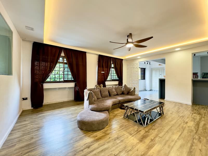 730 TAMPINES STREET 71 photo 4