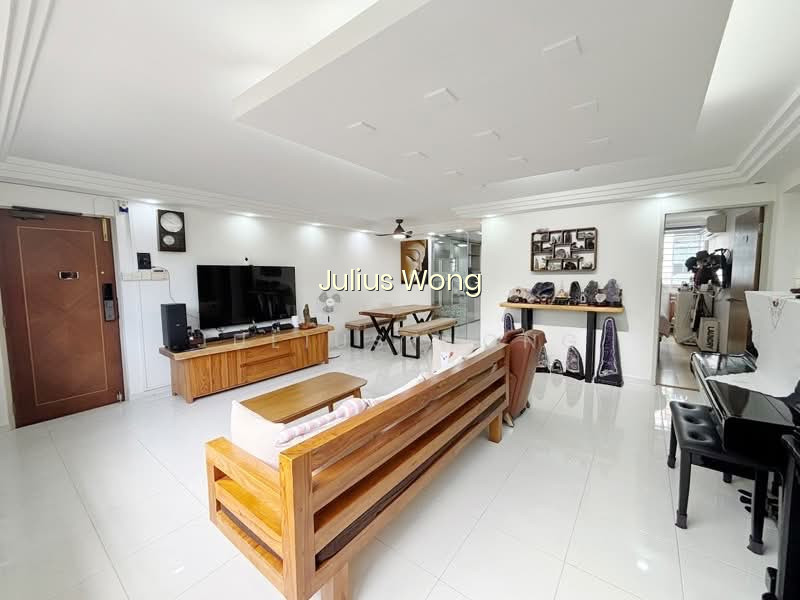 336 WOODLANDS AVENUE 1 image 1 of 10