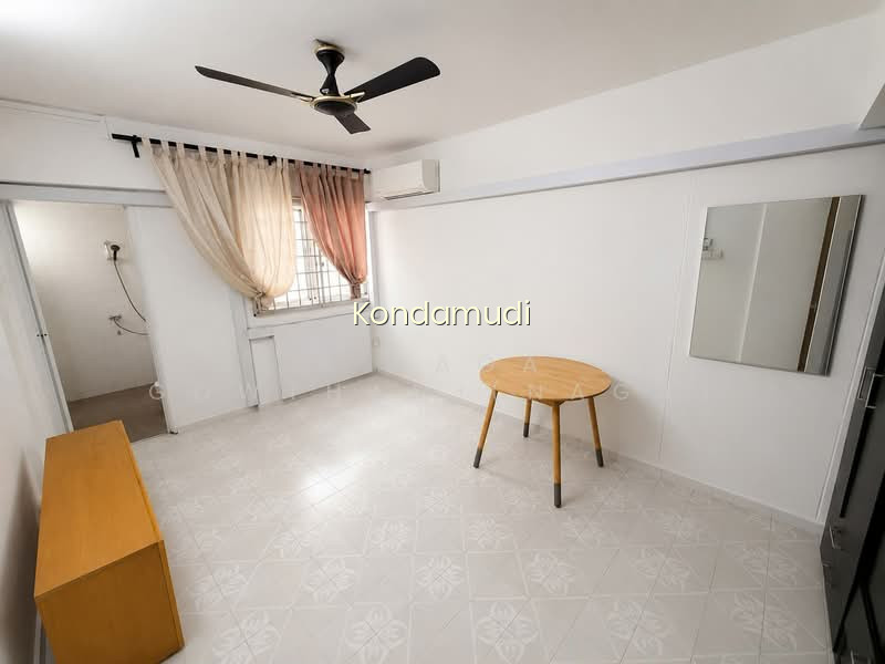 166 TAMPINES STREET 12 photo 4