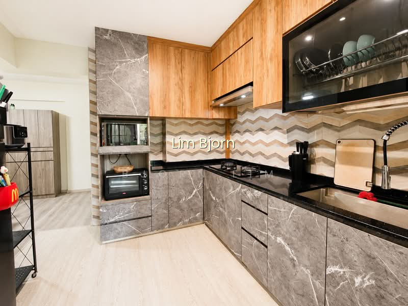435B FERNVALE ROAD photo 4