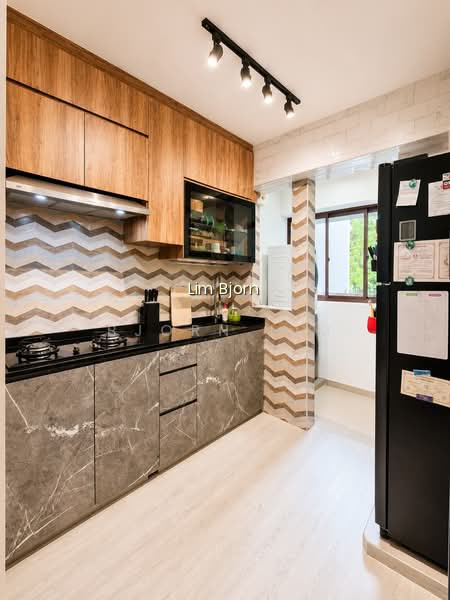 435B FERNVALE ROAD photo 5