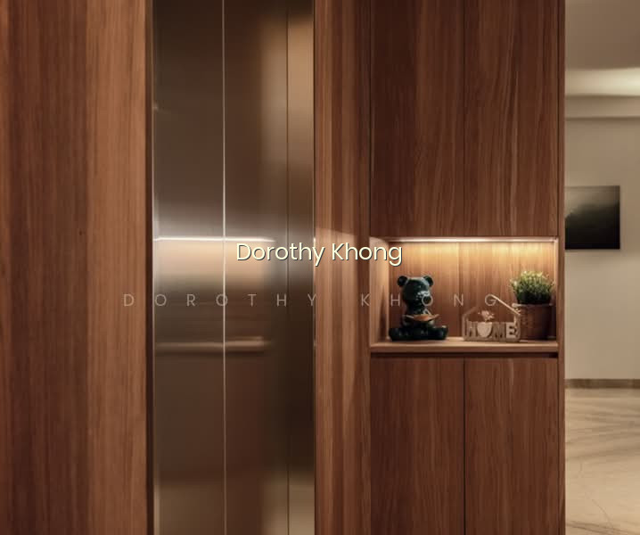 RARE FREEHOLD - PTE LIFT, FUNCTIONAL & PREMIUM FITTINGS photo 3