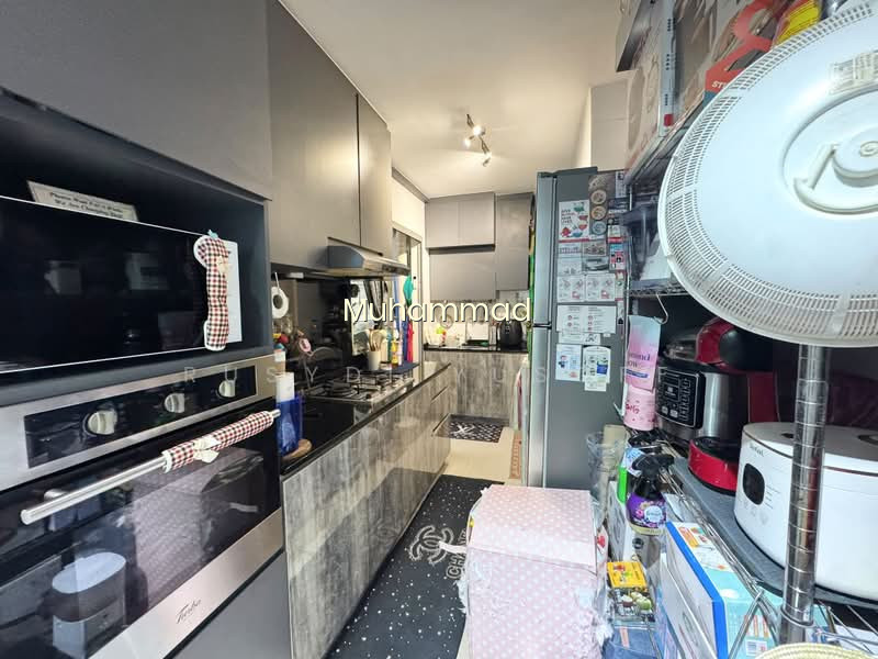 107B CANBERRA STREET photo 6
