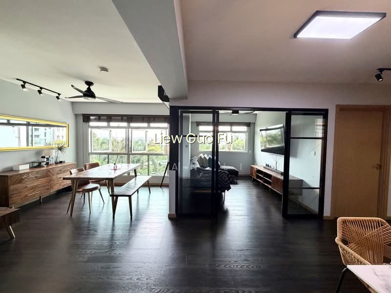 421B NORTHSHORE DRIVE image 1 of 10