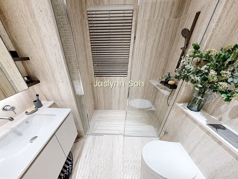 RARE BUKIT TIMAH NEW LAUNCH BEAUTY WORLD MRT & TOP SCHOOLS image 1 of 7