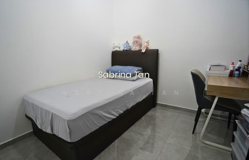 MAYFAIR GARDENS photo 5