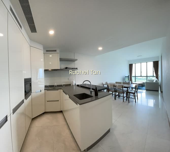 MARINA ONE RESIDENCES image 1 of 10