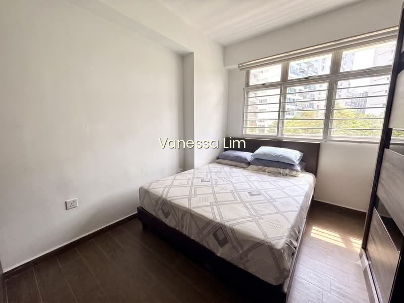 524B TAMPINES CENTRAL 7 photo 2