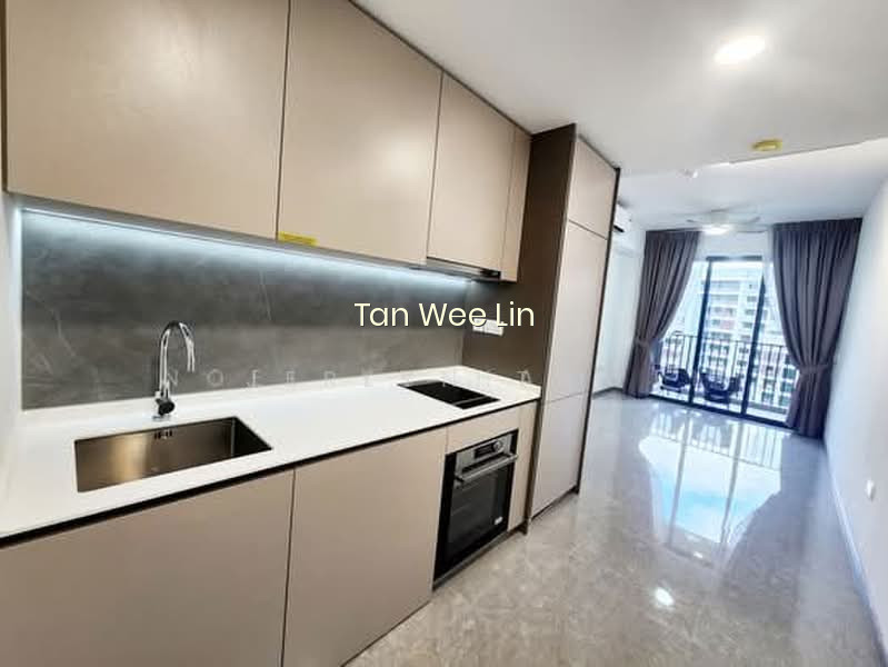 SENGKANG GRAND RESIDENCES image 1 of 8