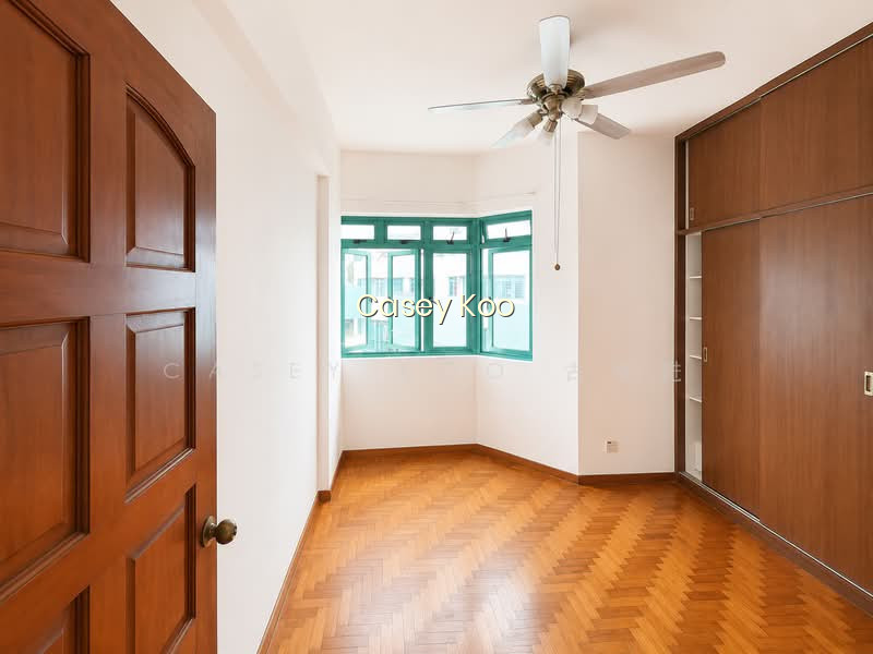 BALLOTA PARK CONDO photo 4