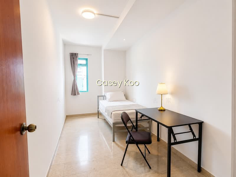 BALLOTA PARK CONDO photo 5
