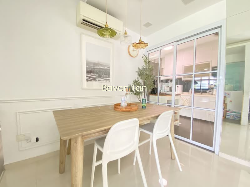 220A BEDOK CENTRAL photo 4
