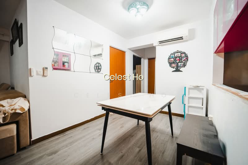 473D UPPER SERANGOON CRESCENT image 1 of 2